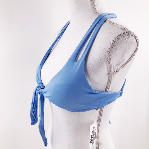 BECCA Light Blue Bikini Top Tie Back Sz M NWT $65 - Picture 8 of 8